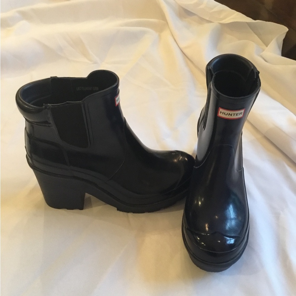 Hunter Dark Navy chunky rain boots